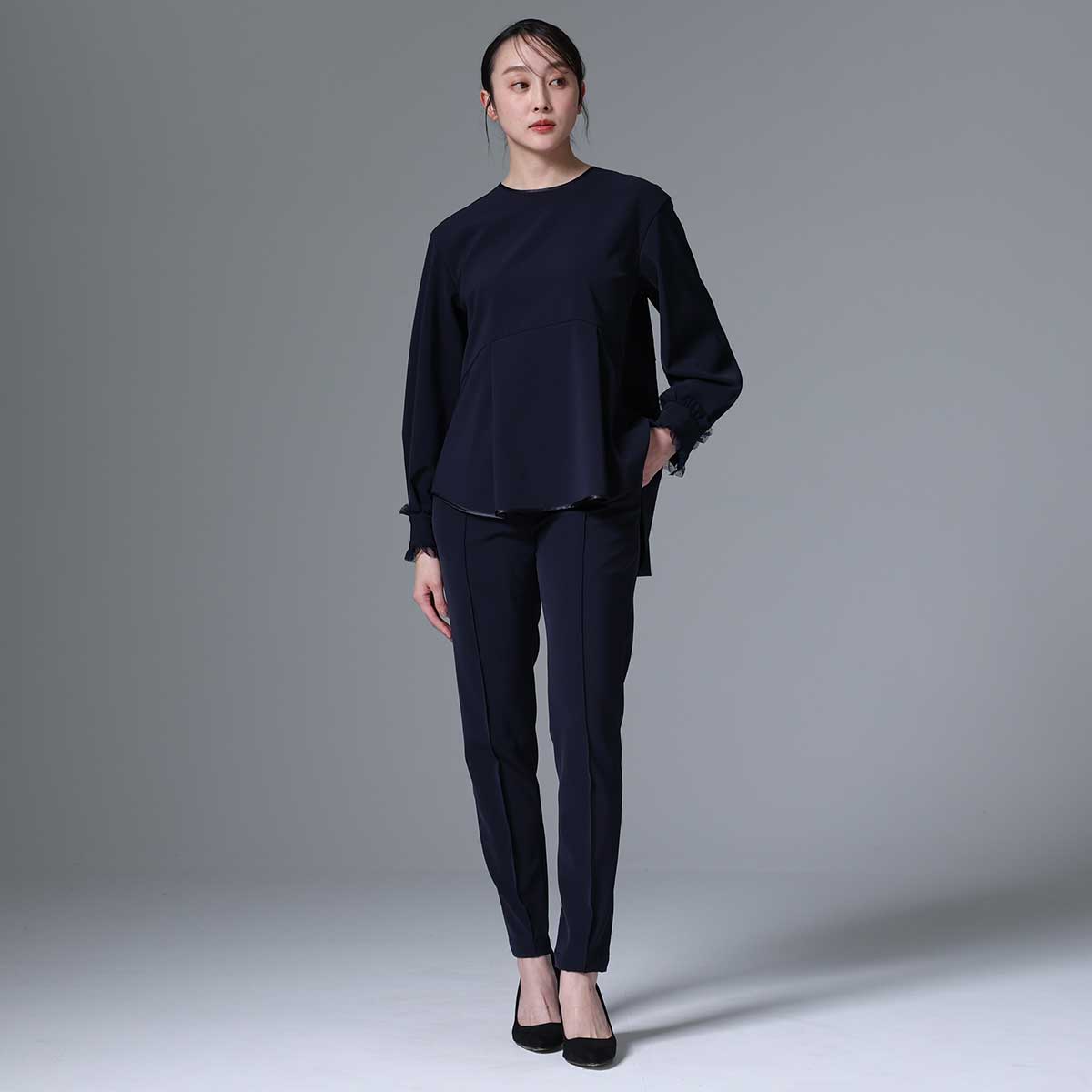 9月下旬~10月上旬お届け予定 F-PT-04「Technical double cloth」 Tapered pants