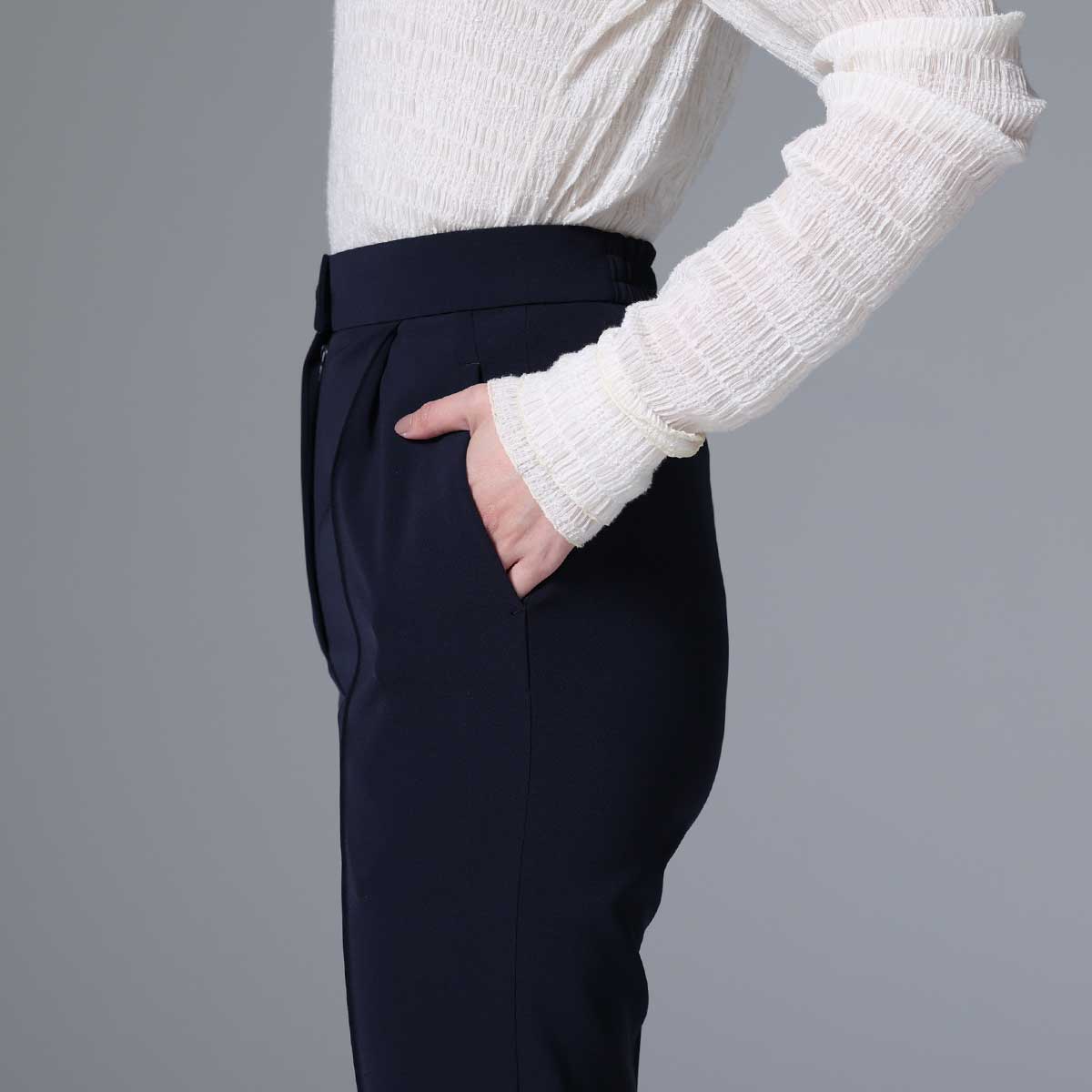 9月下旬~10月上旬お届け予定 F-PT-04「Technical double cloth」 Tapered pants