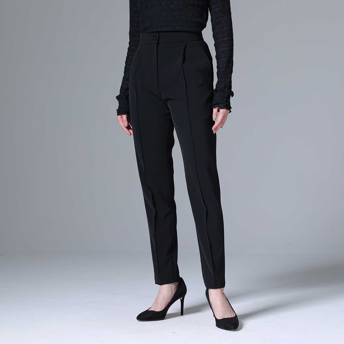 9月下旬~10月上旬お届け予定 F-PT-04「Technical double cloth」 Tapered pants