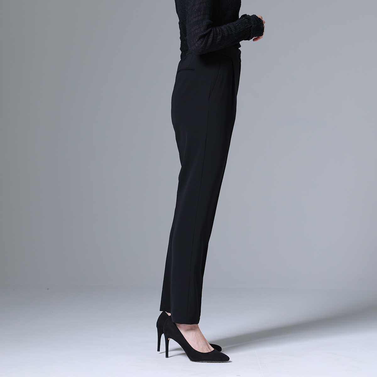 9月下旬~10月上旬お届け予定 F-PT-04「Technical double cloth」 Tapered pants