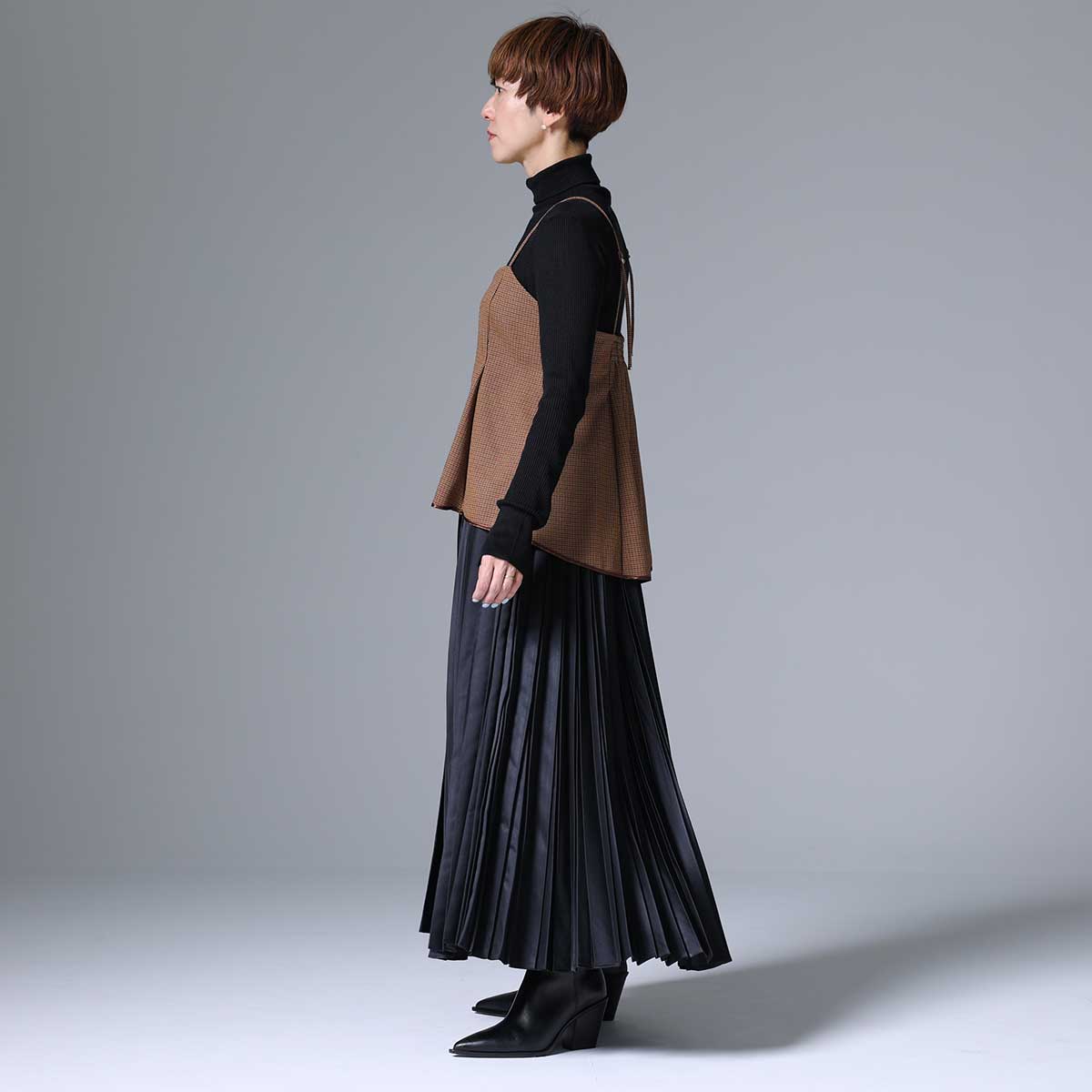 8月下旬~9月上旬お届け予定 F-BL-01 「Worsted twill」Camisole blouse