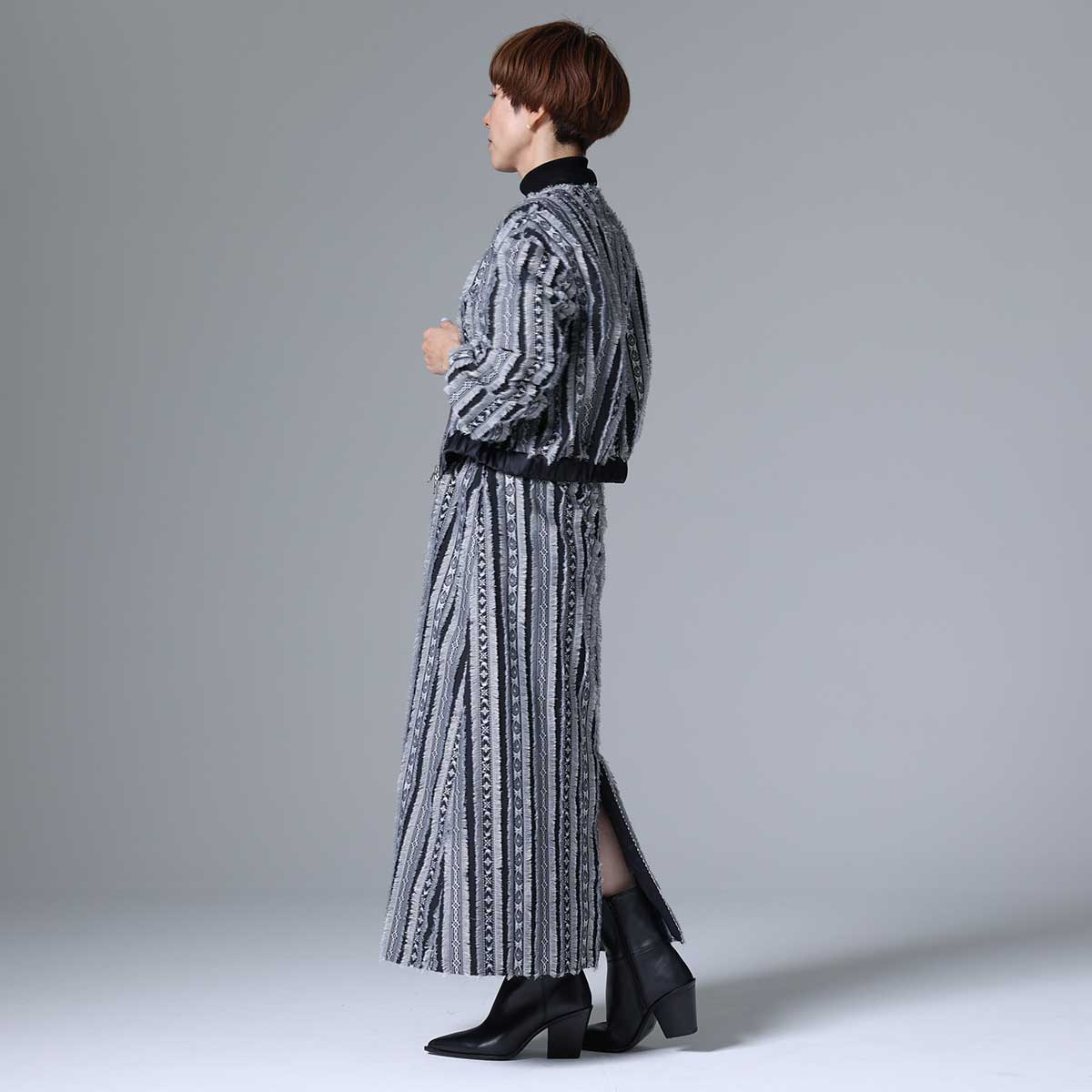 9月下旬~10月上旬お届け予定 F-JK-07「Tyrol Feather」 Bomber jacket