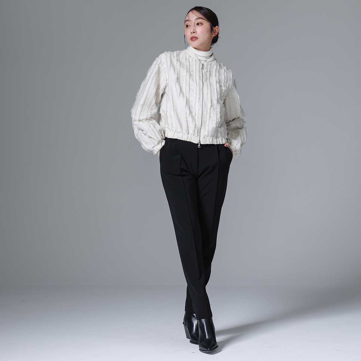 9月下旬~10月上旬お届け予定 F-JK-07「Tyrol Feather」 Bomber jacket