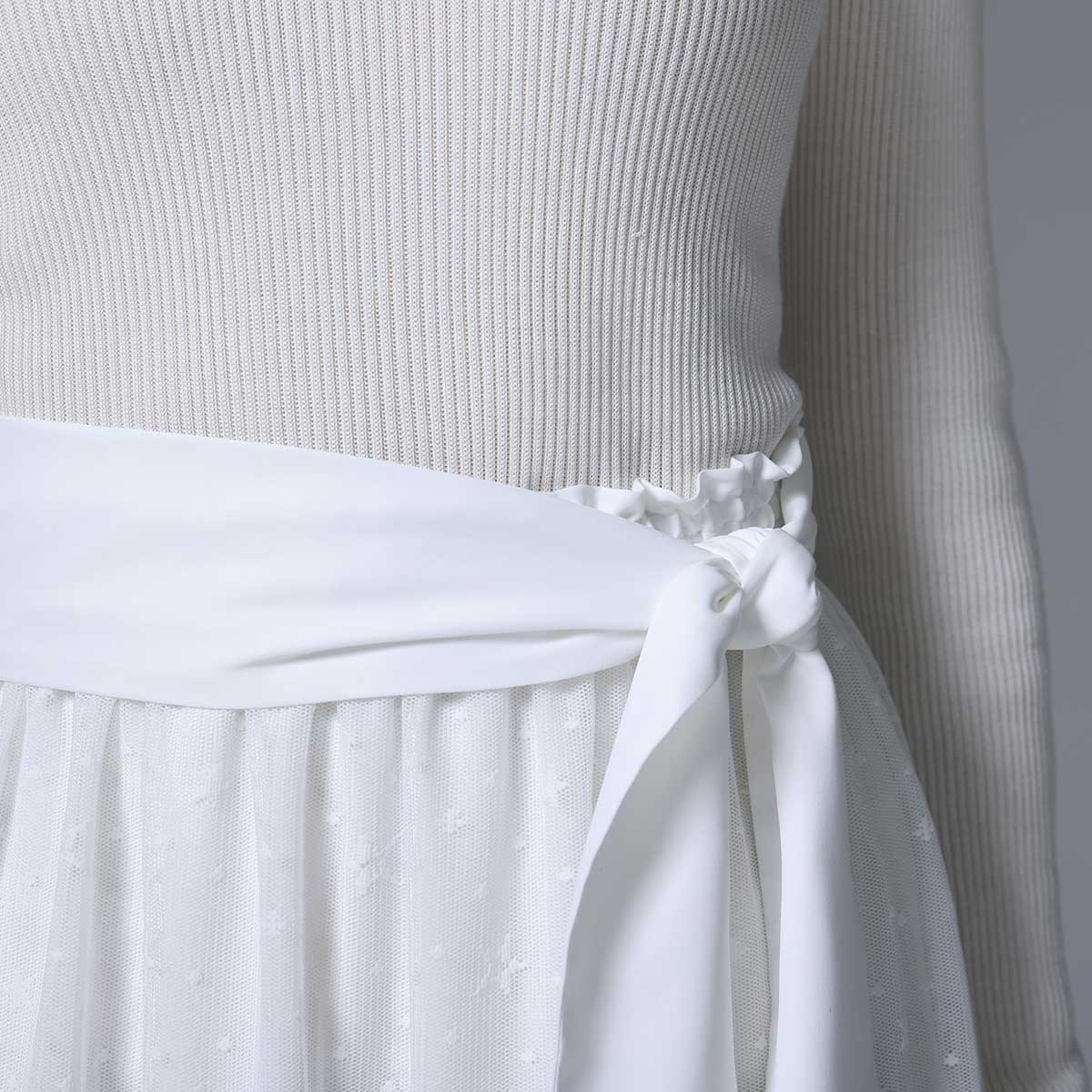 C-BL-83 Robin flower blouse WHITE