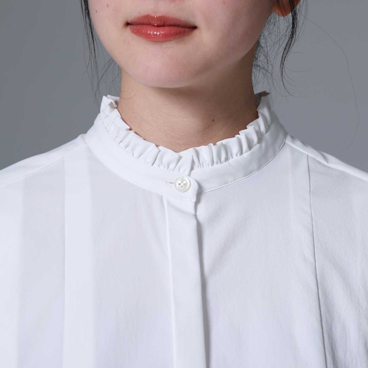 C-BL-83 Robin flower blouse WHITE