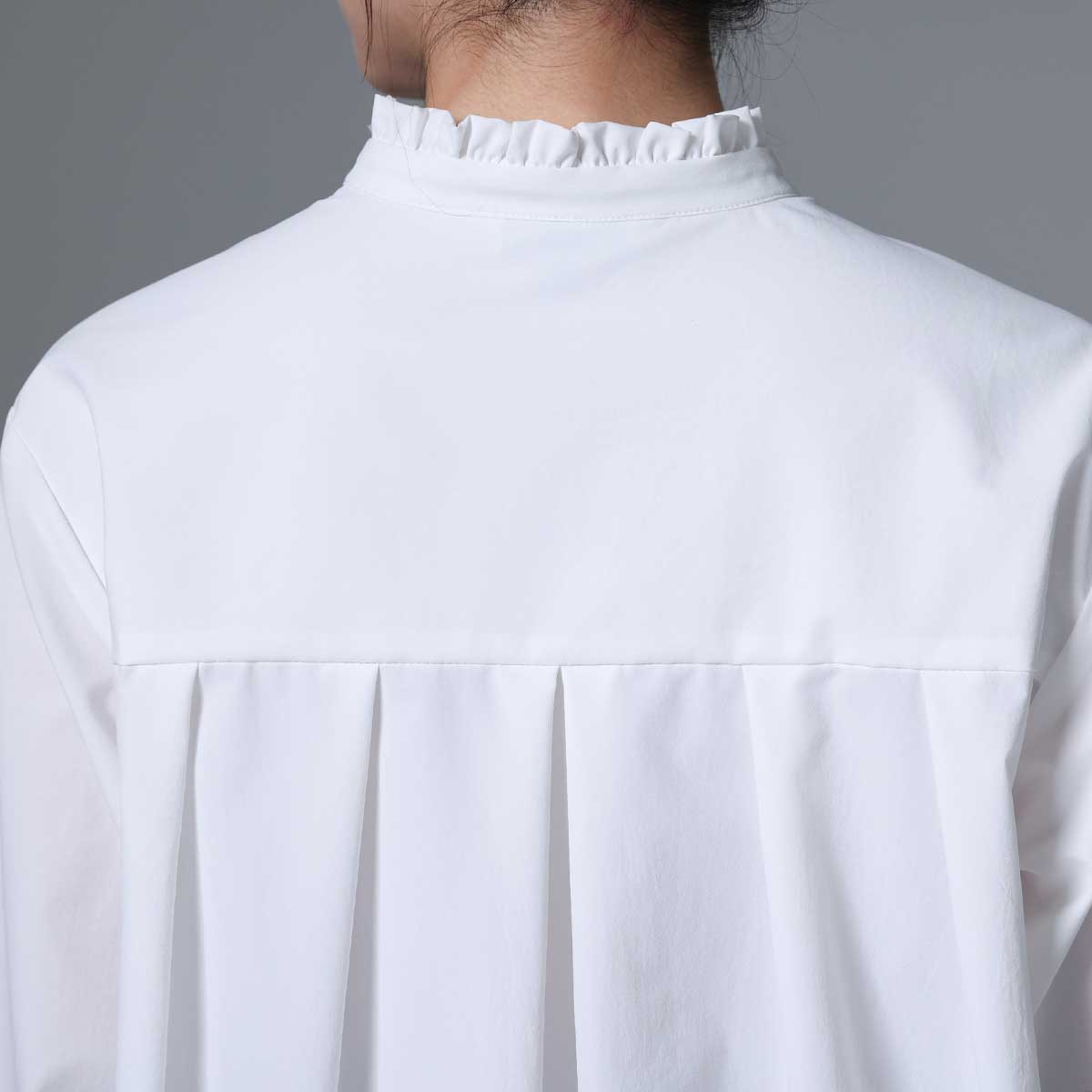 C-BL-83 Robin flower blouse WHITE