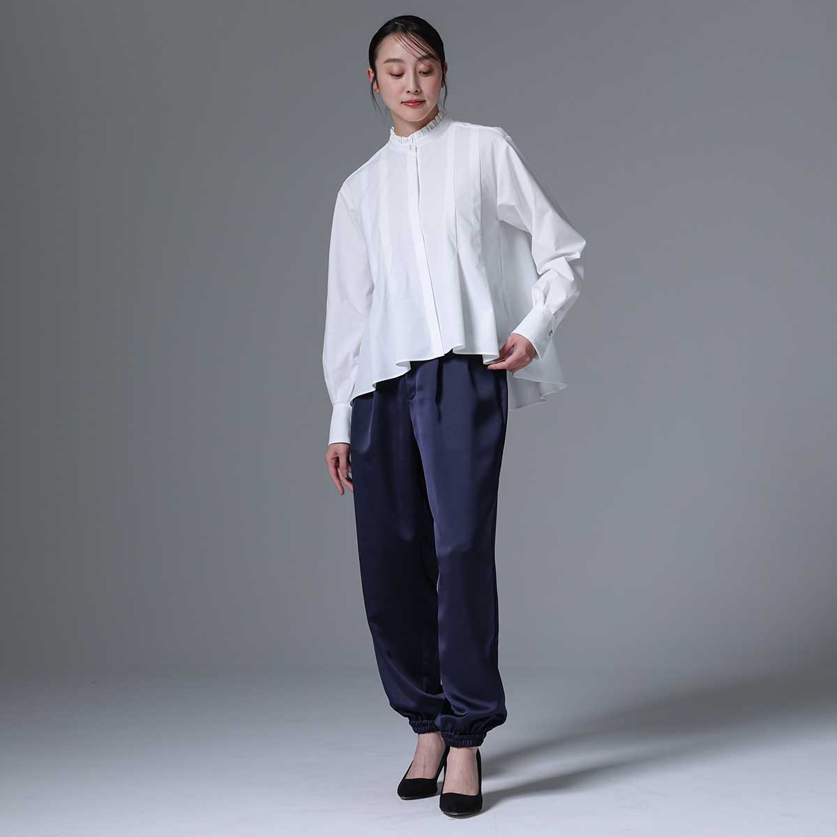 C-BL-83 Robin flower blouse WHITE