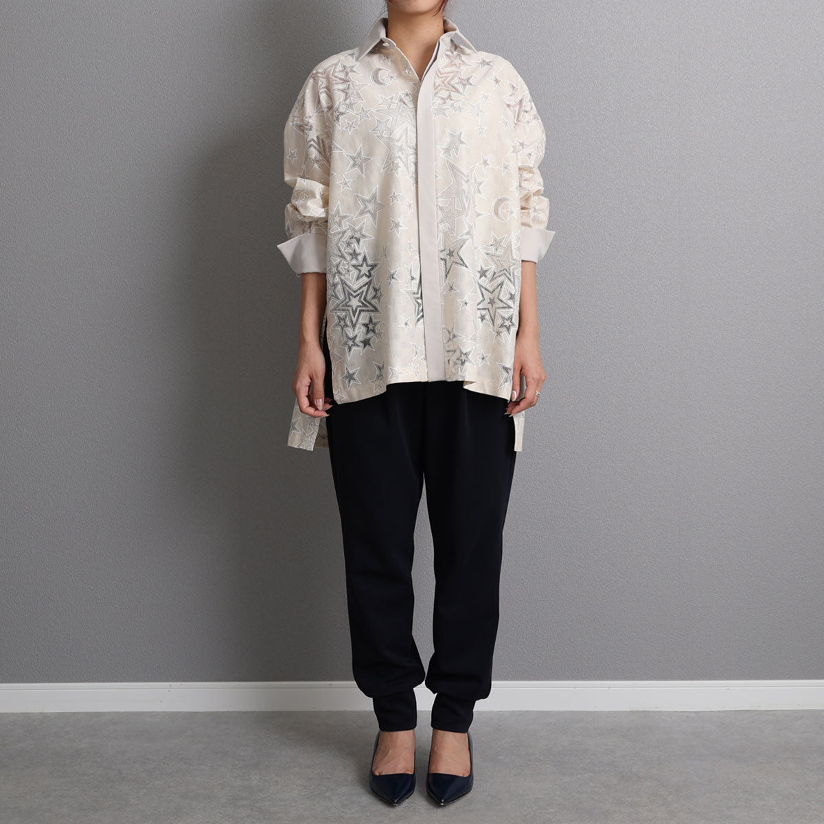 C-BL-83 Robin flower blouse WHITE