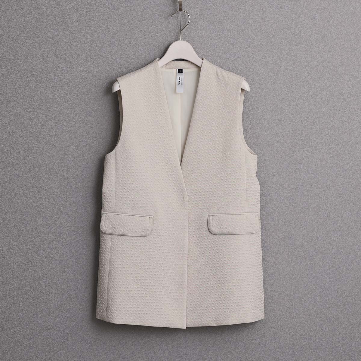 C-VT-08『Stella matelasse』 Short gilet ECRU