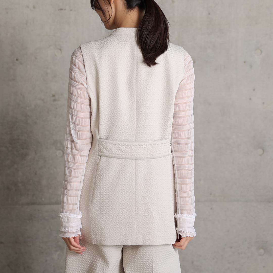 C-VT-08『Stella matelasse』 Short gilet ECRU