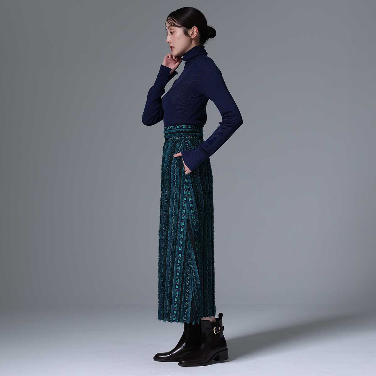 9月下旬~10月上旬お届け予定 F-SK-02「Tyrol Feather」 A-line skirt