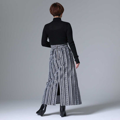 9月下旬~10月上旬お届け予定 F-SK-02「Tyrol Feather」 A-line skirt