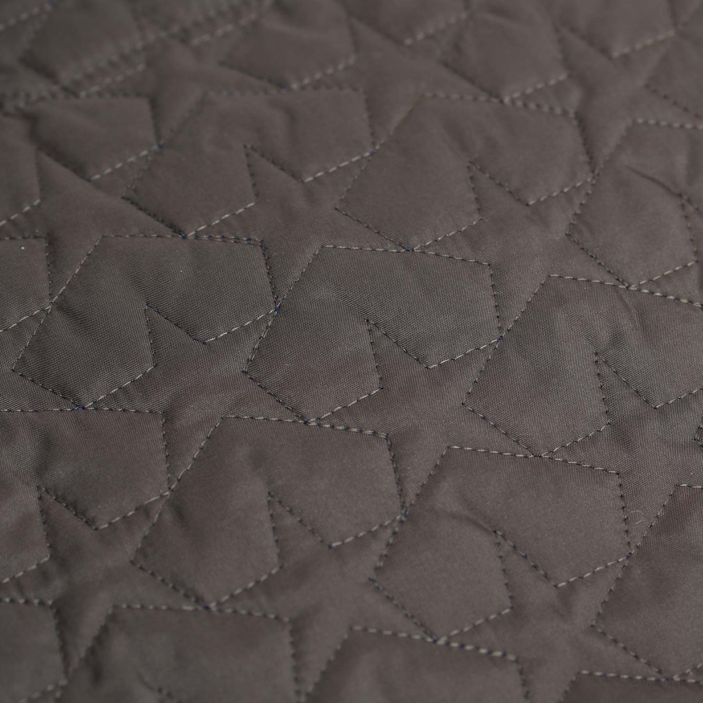 C-BG-11「Stella quilt（裏地なしキルティング）」Tote Bag NAVY&KHAKI