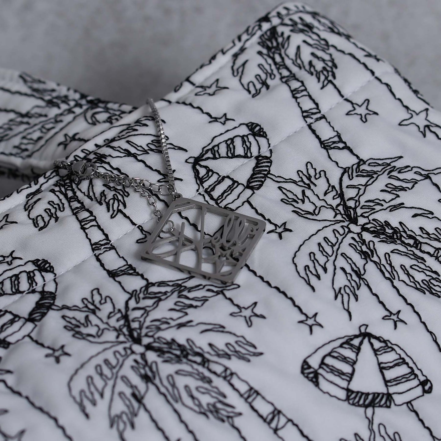 C-BG-13「Palm tree embroidery」Tote Bag WHITE