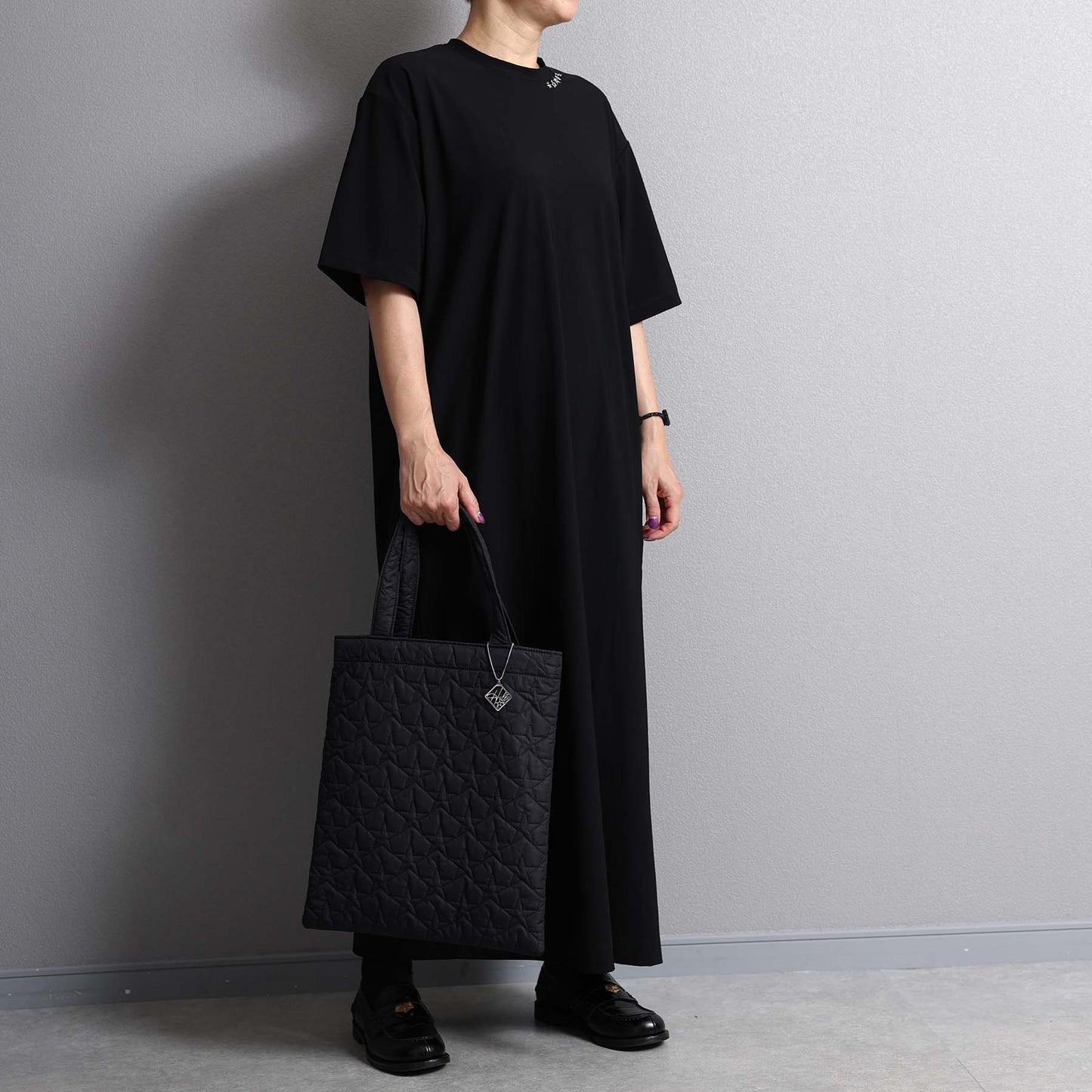 C-BG-101 Expected delivery mid to late June 『The Secret Garden』 Big tote BLACK