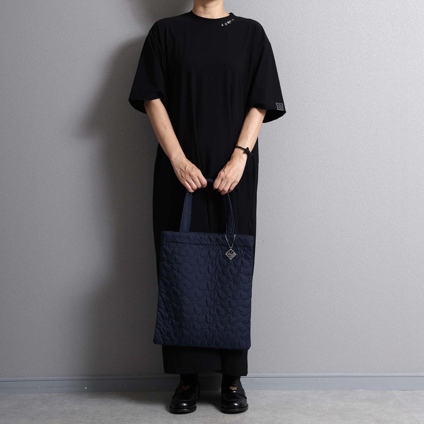 C-BG-11「Stella quilt（裏地なしキルティング）」Tote Bag NAVY&KHAKI