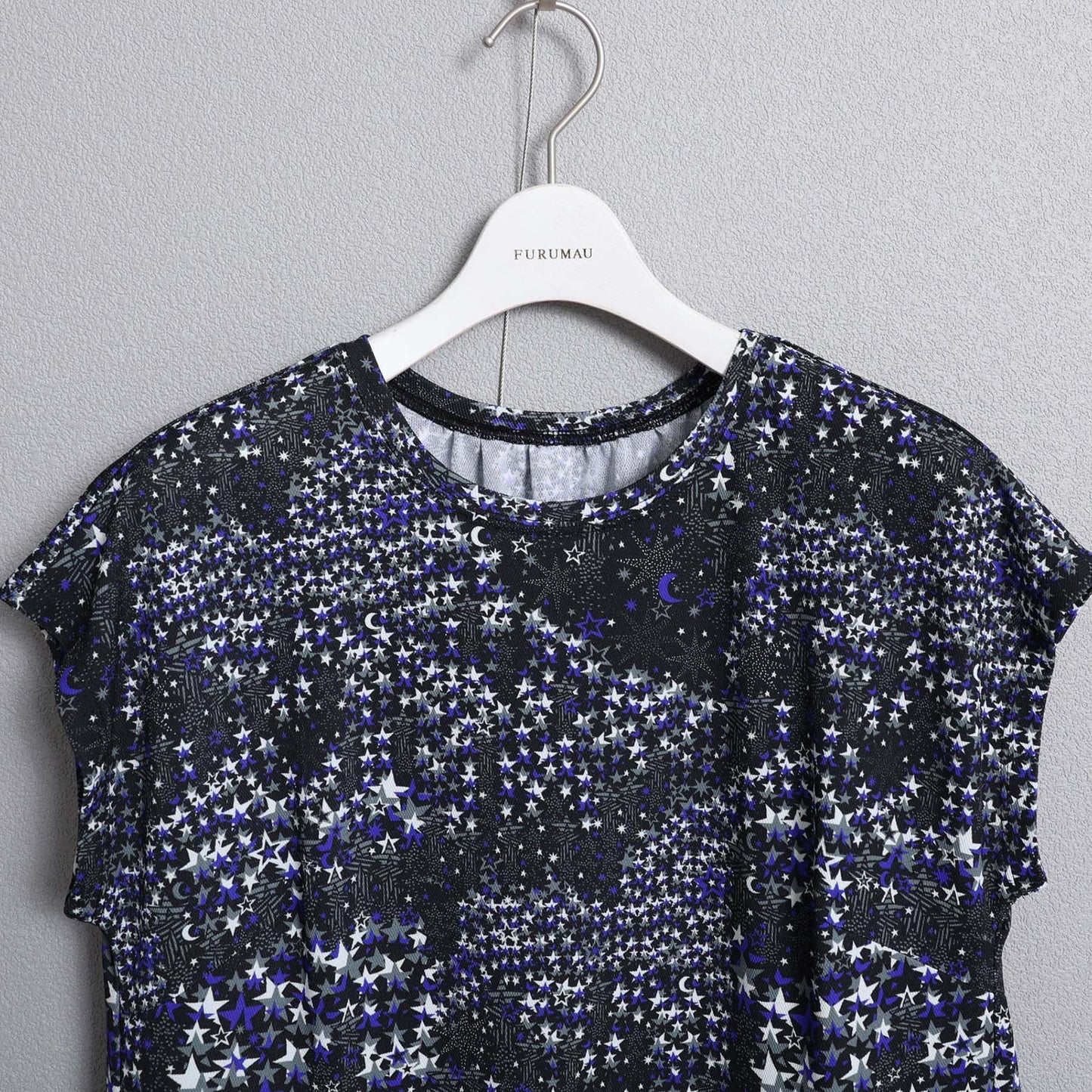 C-BL-83 Robin flower blouse WHITE