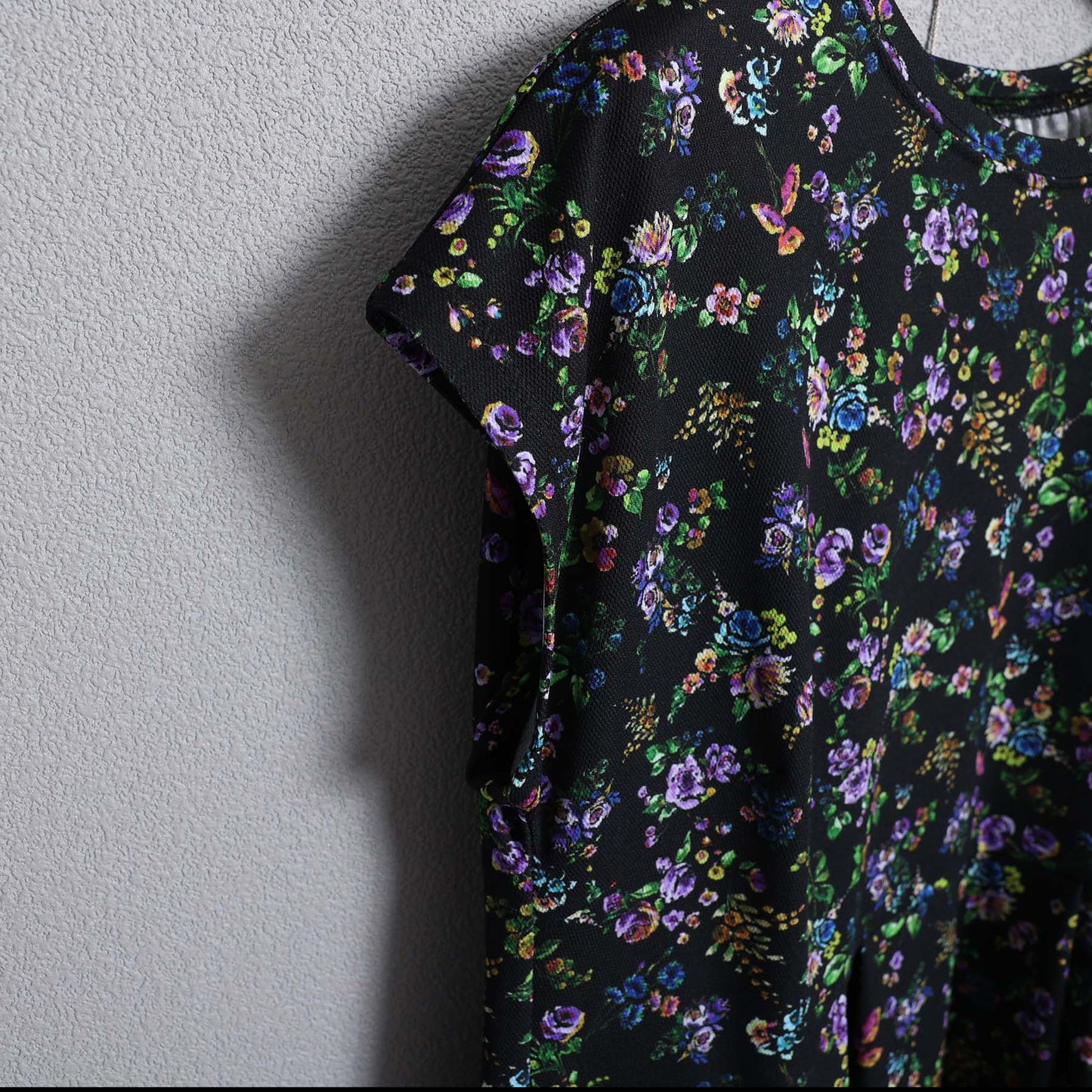 C-BL-83 Robin flower blouse WHITE