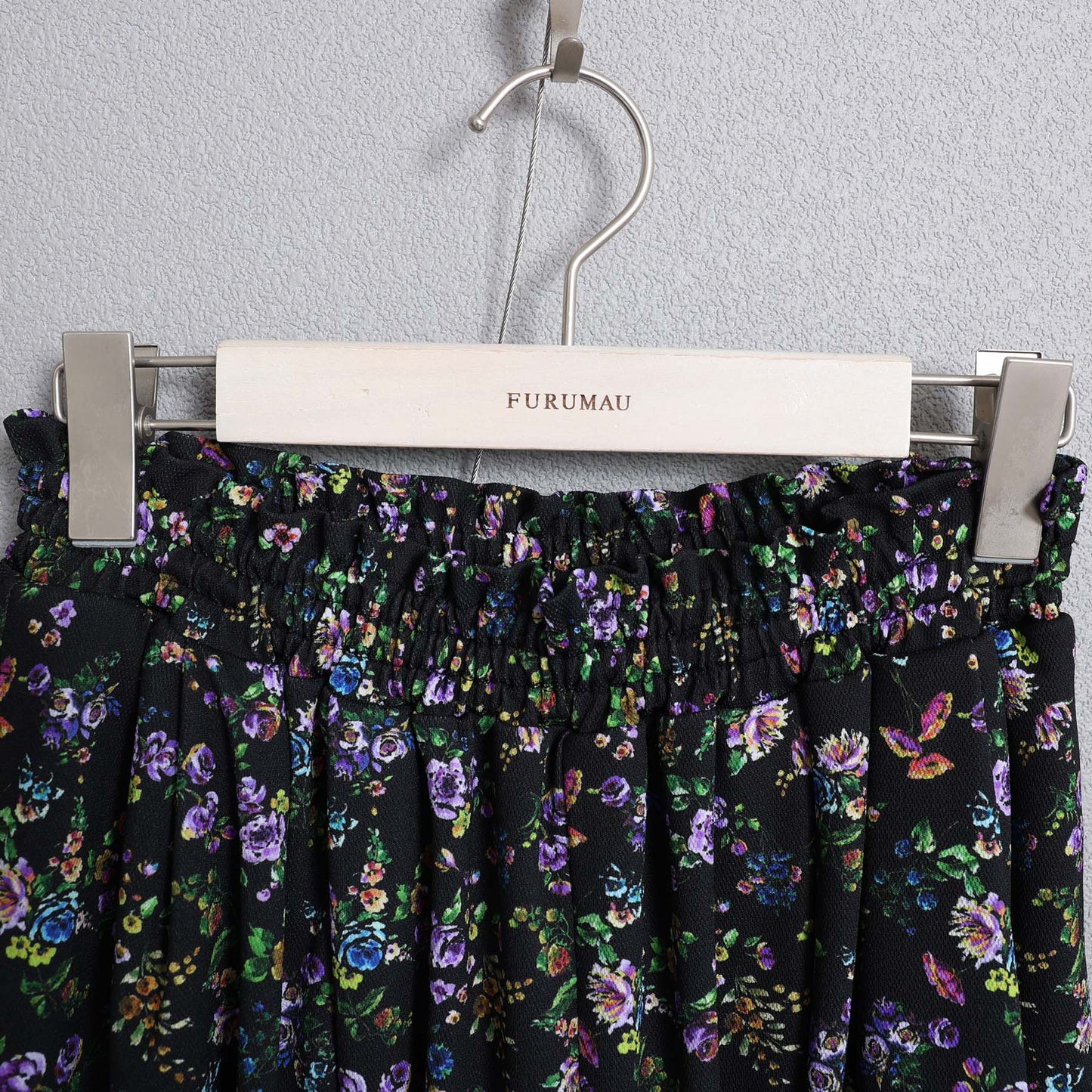 C-BL-83 Robin flower blouse WHITE