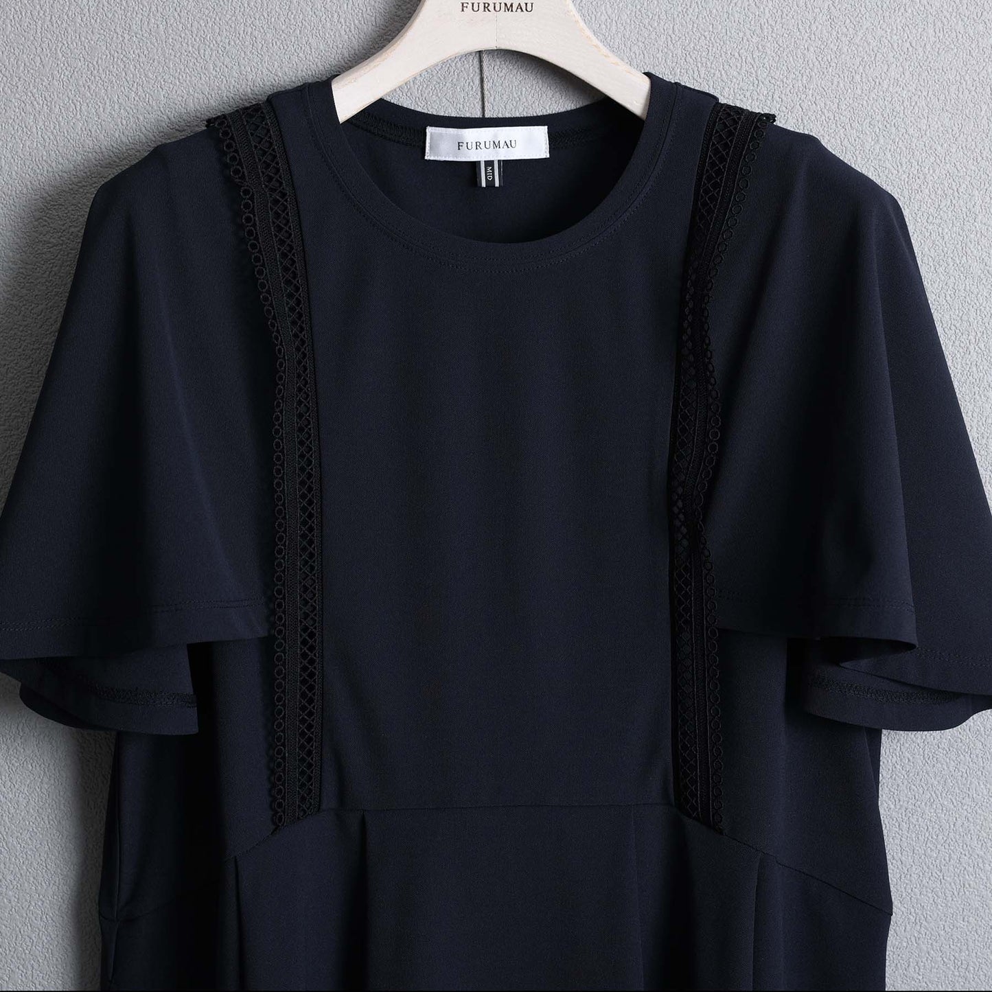 C-BL-83 Robin flower blouse WHITE