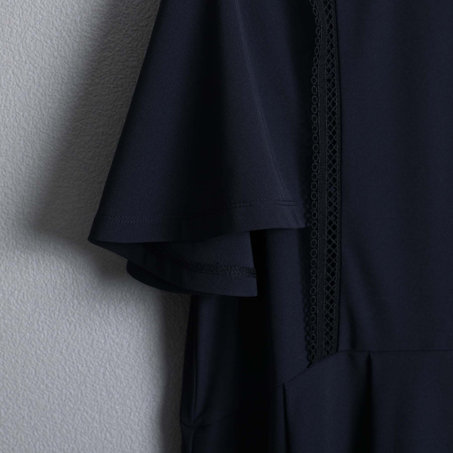 C-BL-83 Robin flower blouse WHITE