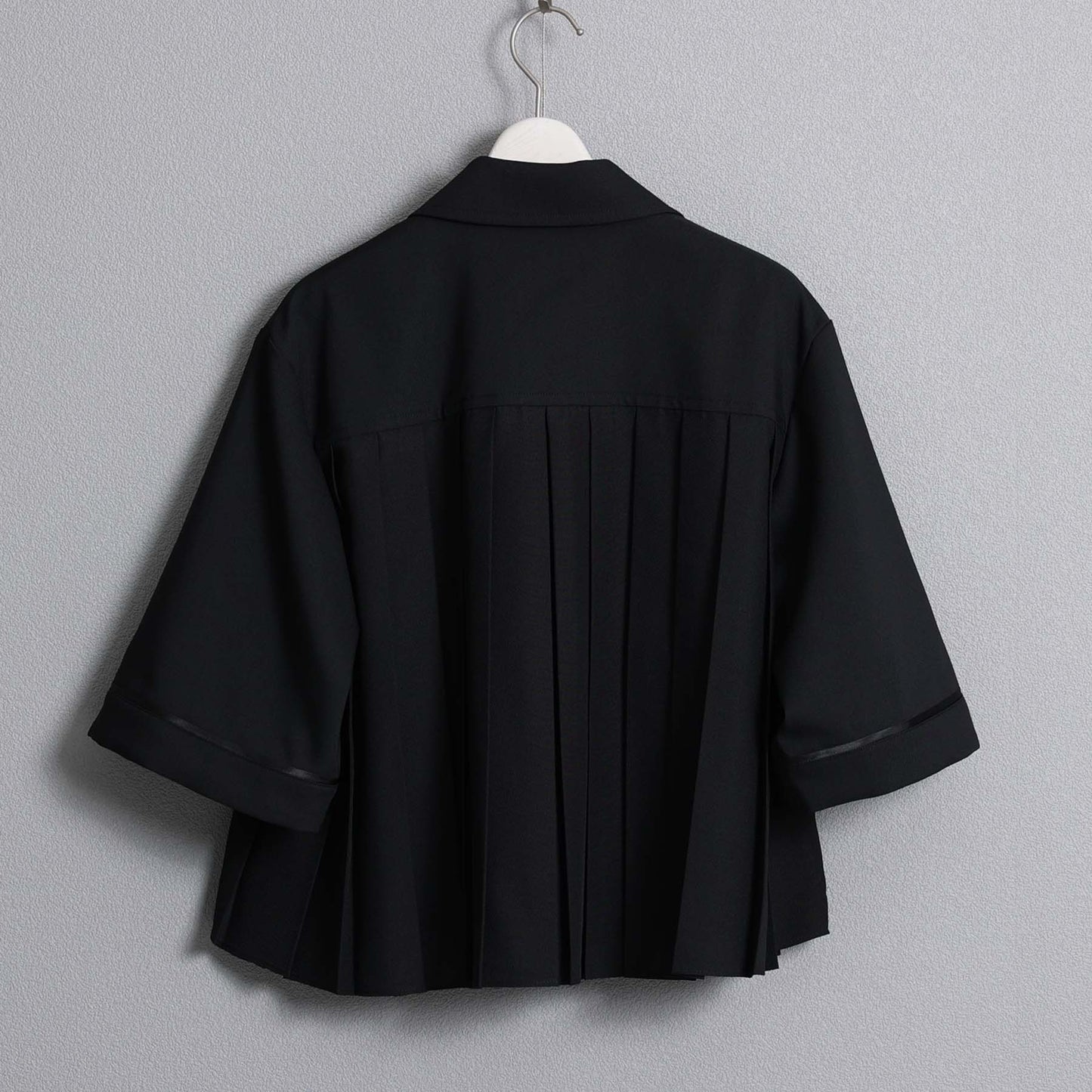 C-BL-83 Robin flower blouse WHITE