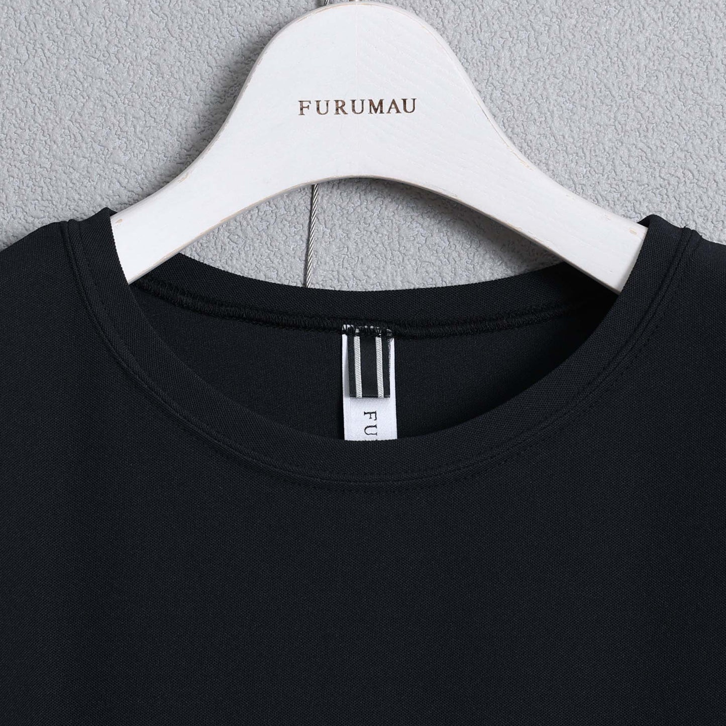 C-BL-83 知更鸟花衬衫 白色