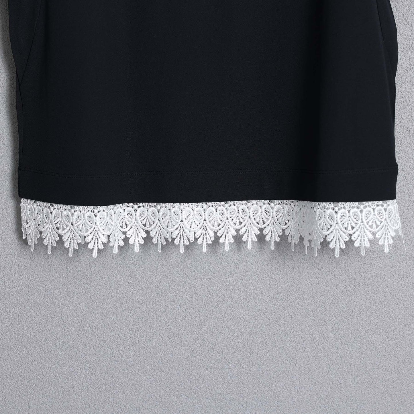 C-BL-83 知更鸟花衬衫 白色