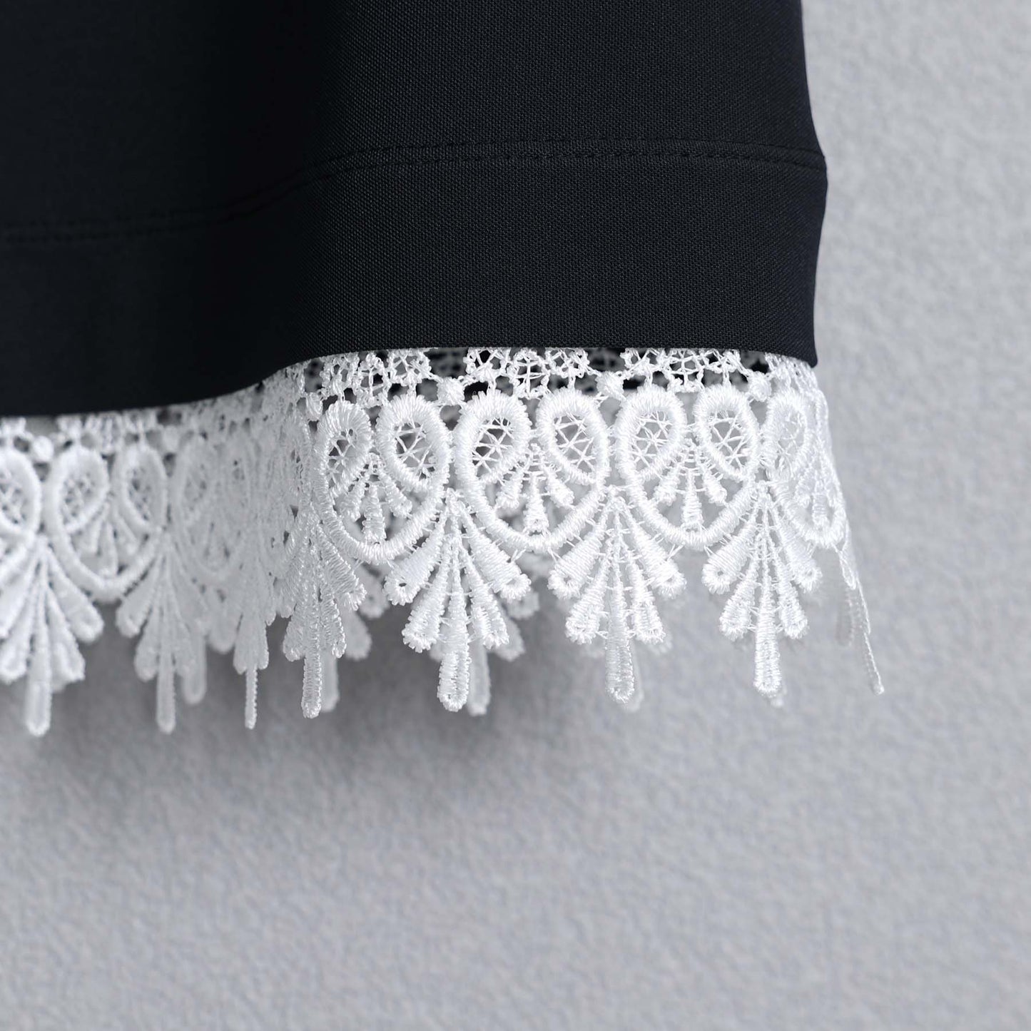 C-BL-83 知更鸟花衬衫 白色