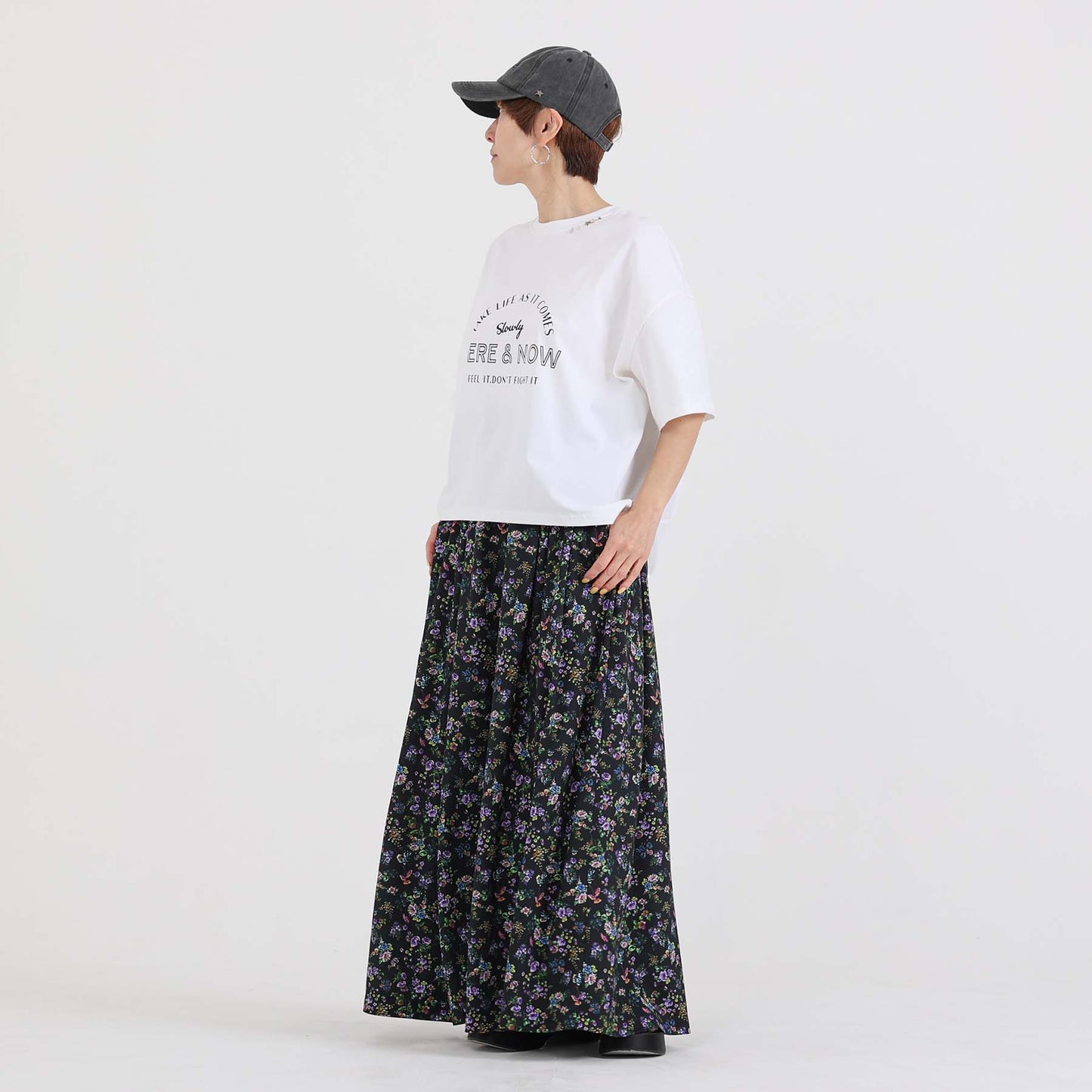 C-BL-83 Robin flower blouse WHITE