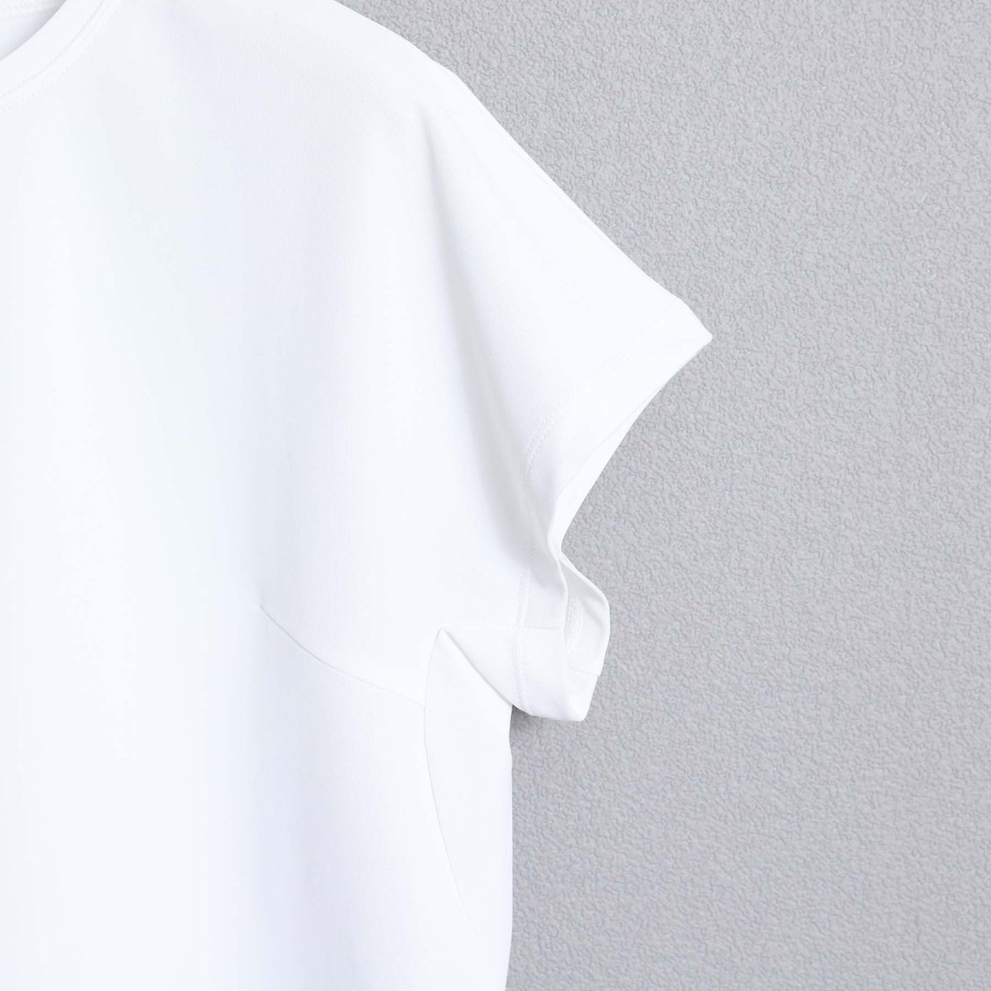 C-BL-83 知更鸟花衬衫 白色