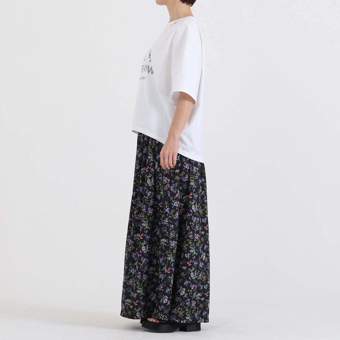 C-BL-83 Robin flower blouse WHITE