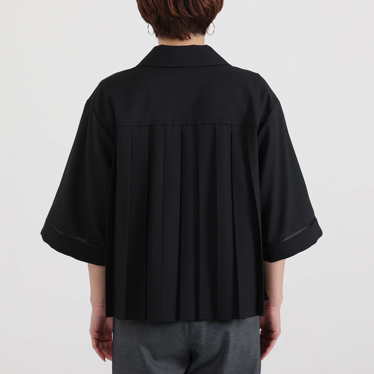 C-BL-83 Robin flower blouse WHITE