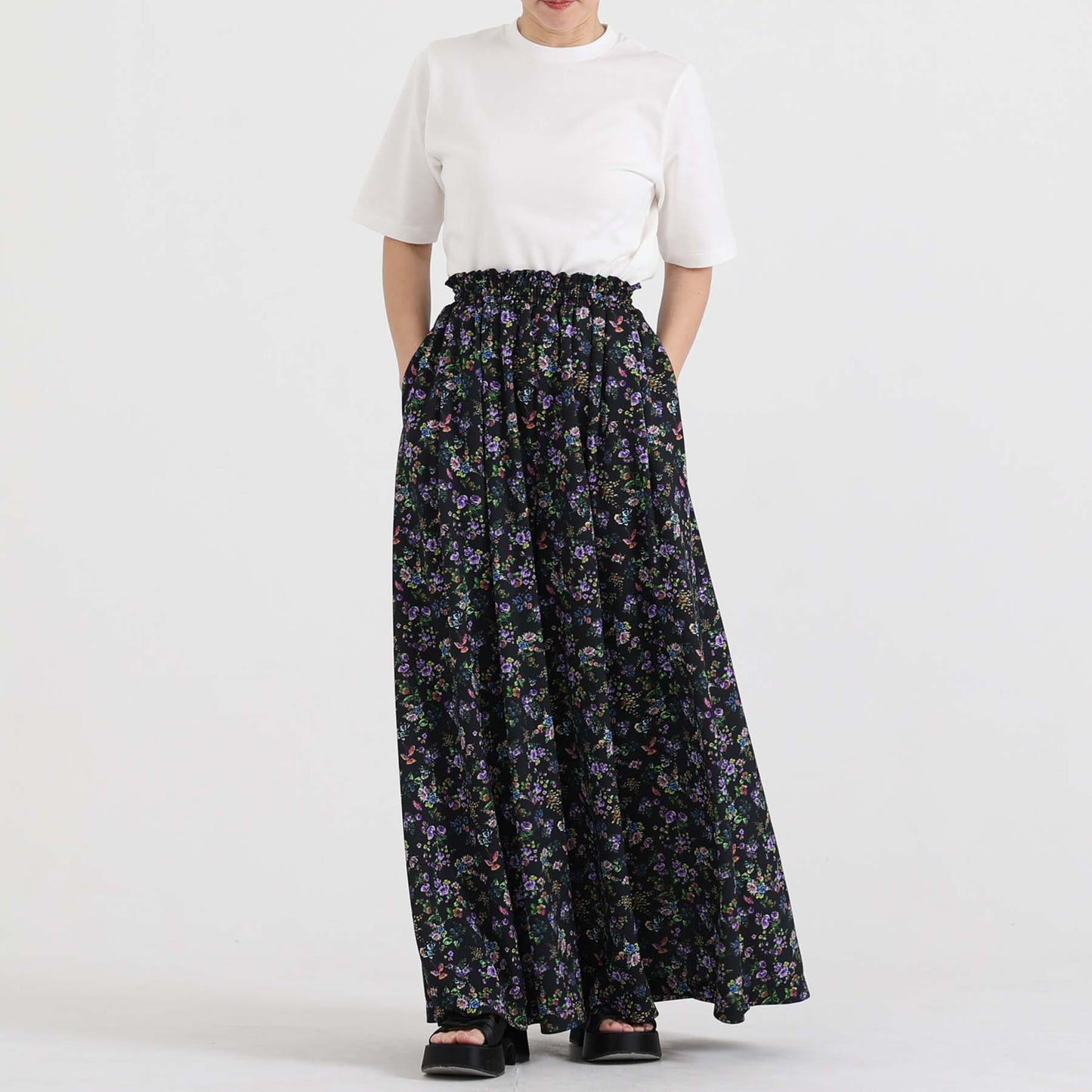 C-BL-83 Robin flower blouse WHITE