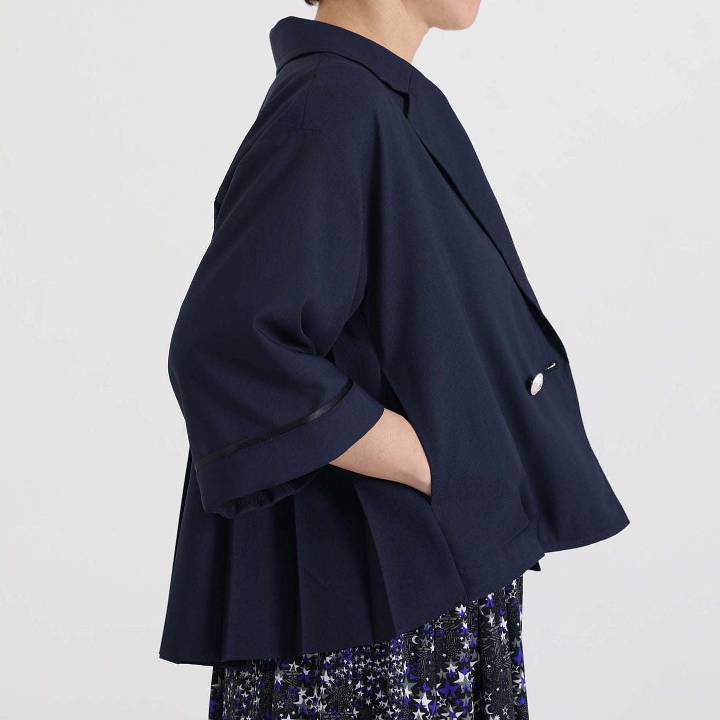 C-BL-83 Robin flower blouse WHITE