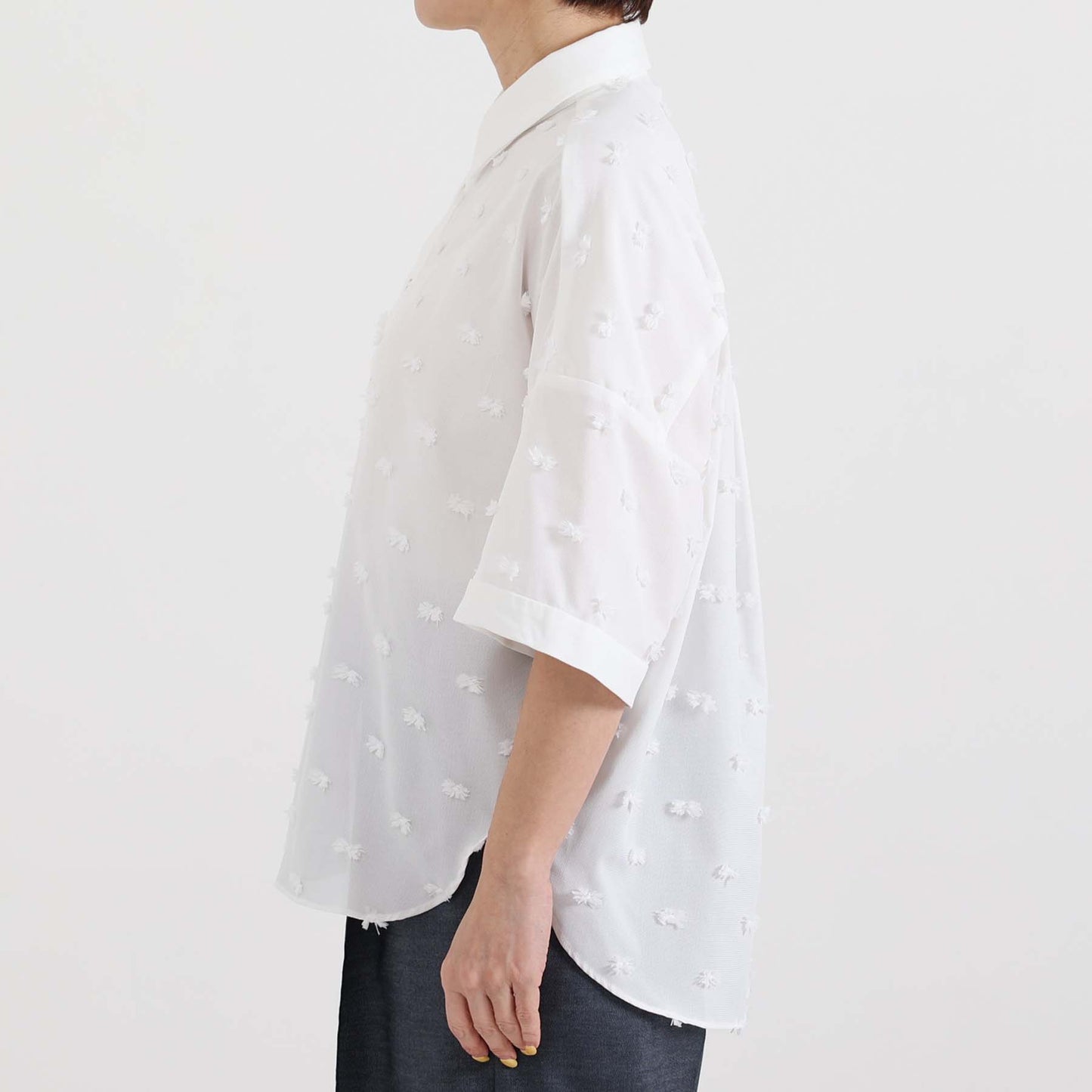 C-BL-83 Robin flower blouse WHITE