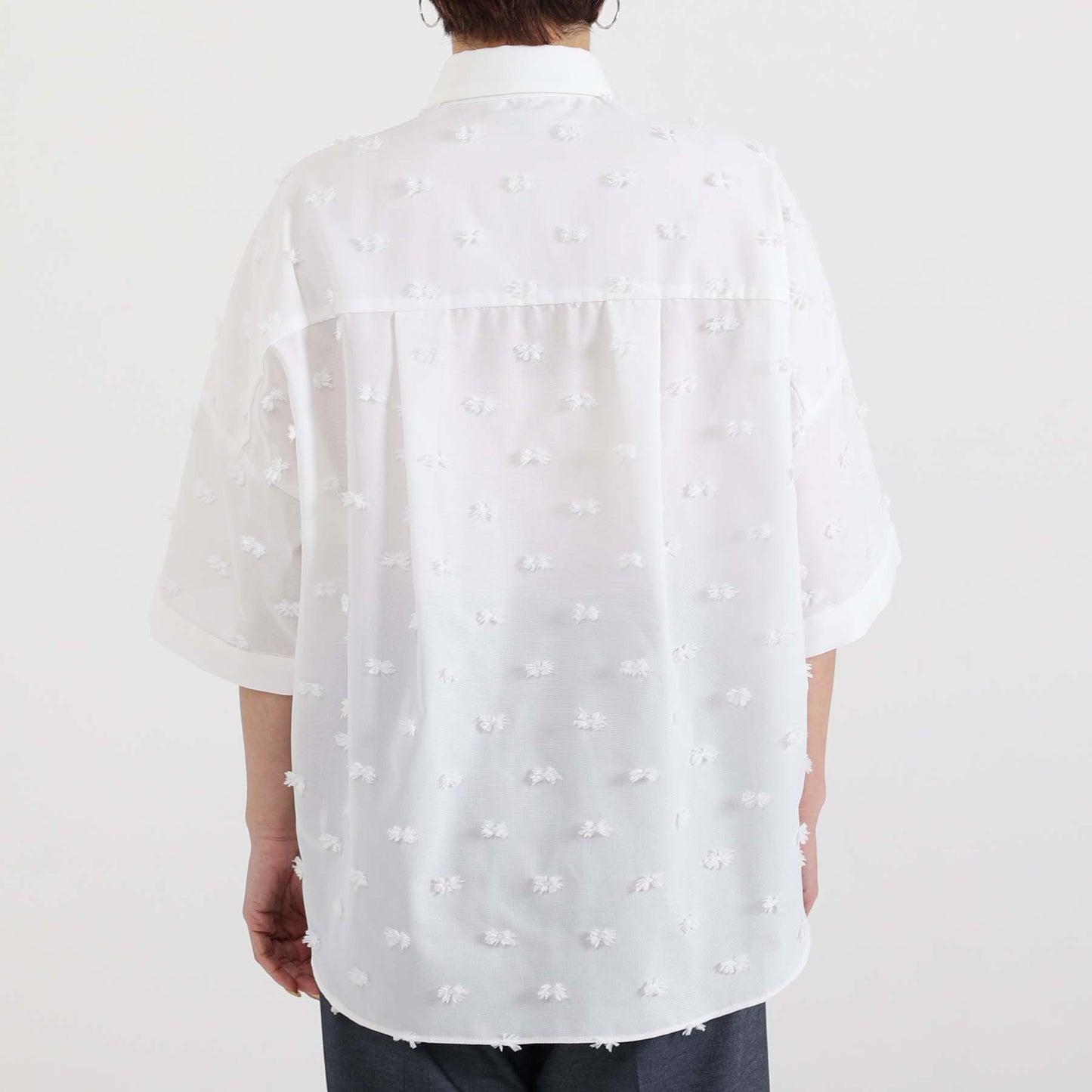 C-BL-83 Robin flower blouse WHITE