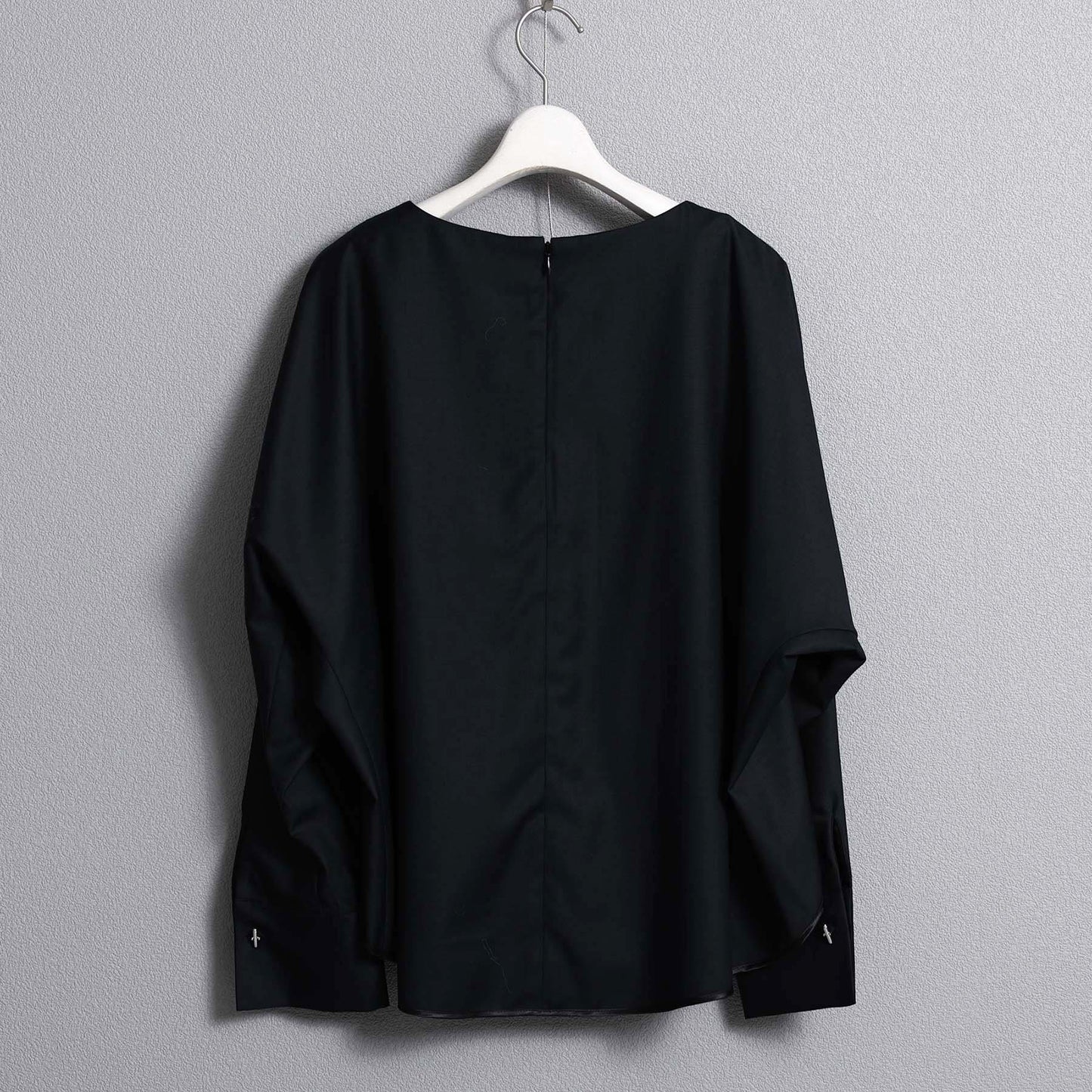 2026AW【10月下旬お届け予定】 F-BL-07「Super140’s Luxe Wool」Dolman sleeve blouse【全2色】