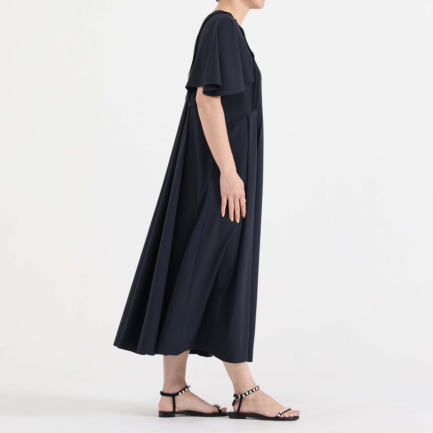 C-BL-83 Robin flower blouse WHITE