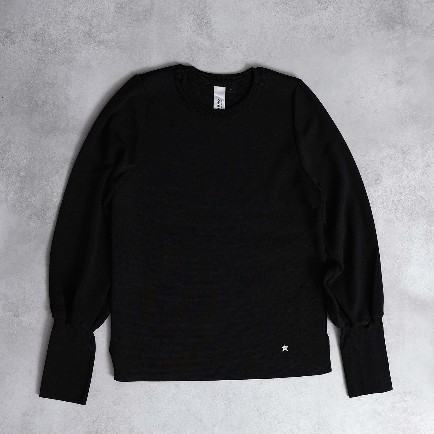 2026AW【10月下旬お届け予定】 F-KN-06C「Earring cuff」Crew-neck knit【全5色】