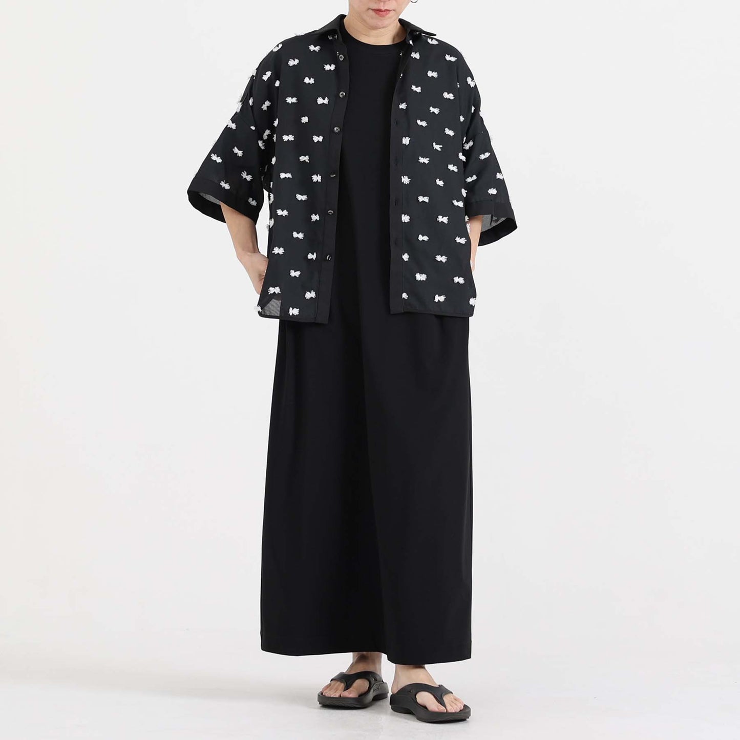 C-BL-83 Robin flower blouse WHITE