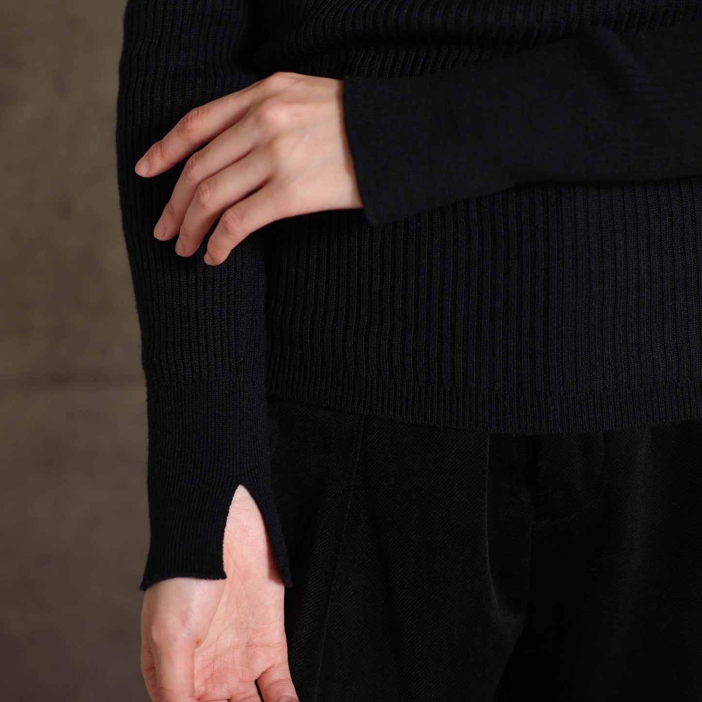 2026AW【10月下旬お届け予定】 F-KN-05「Pure Feather Silk」Rib turtle knit【全4色】