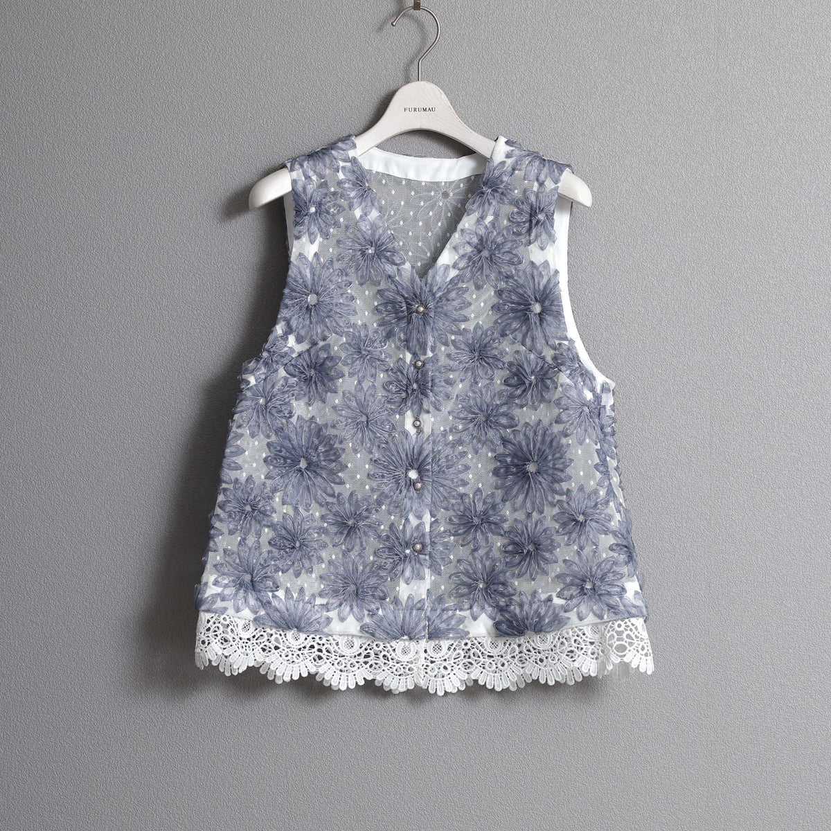 C-BL-83 Robin flower blouse WHITE
