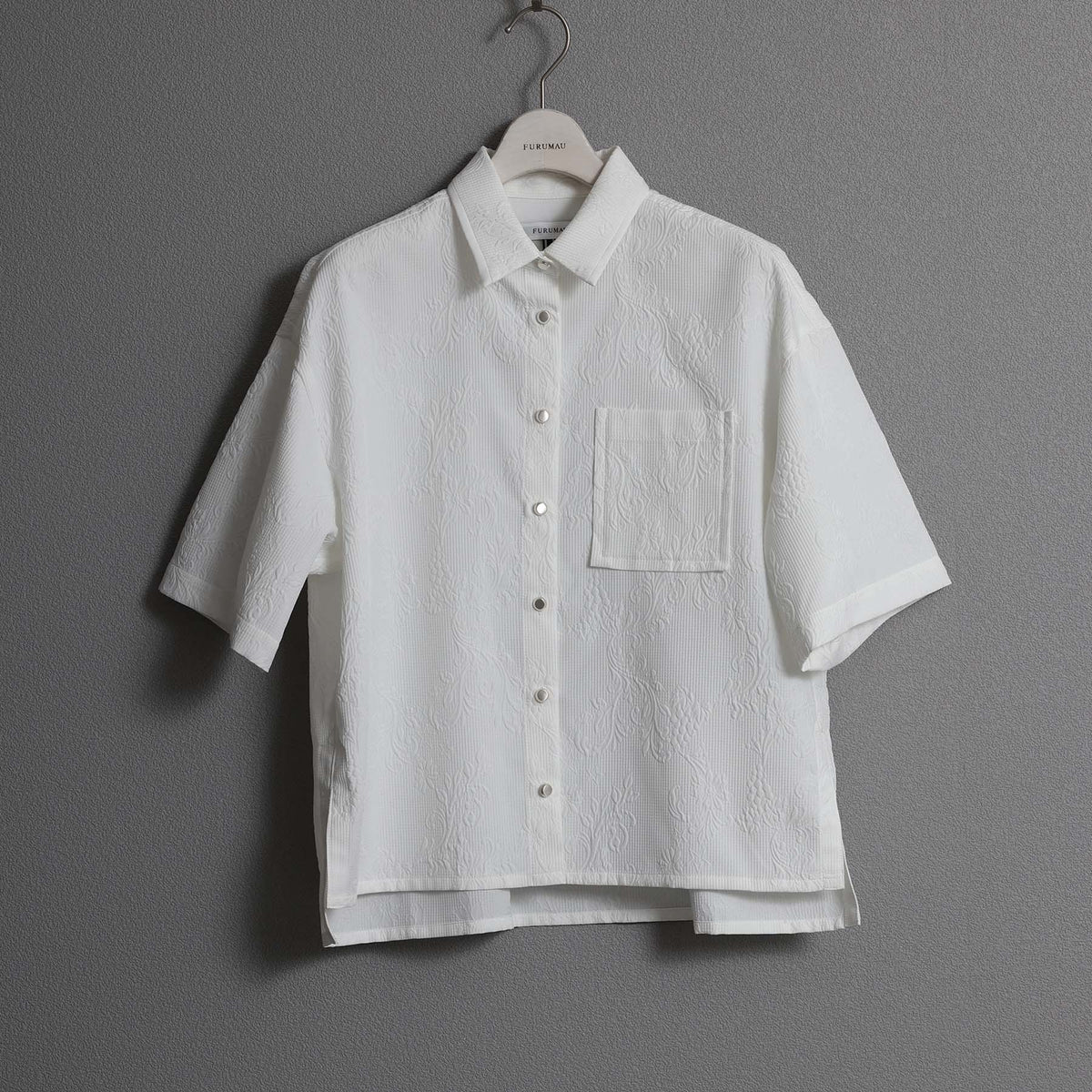 C-BL-83 Robin flower blouse WHITE