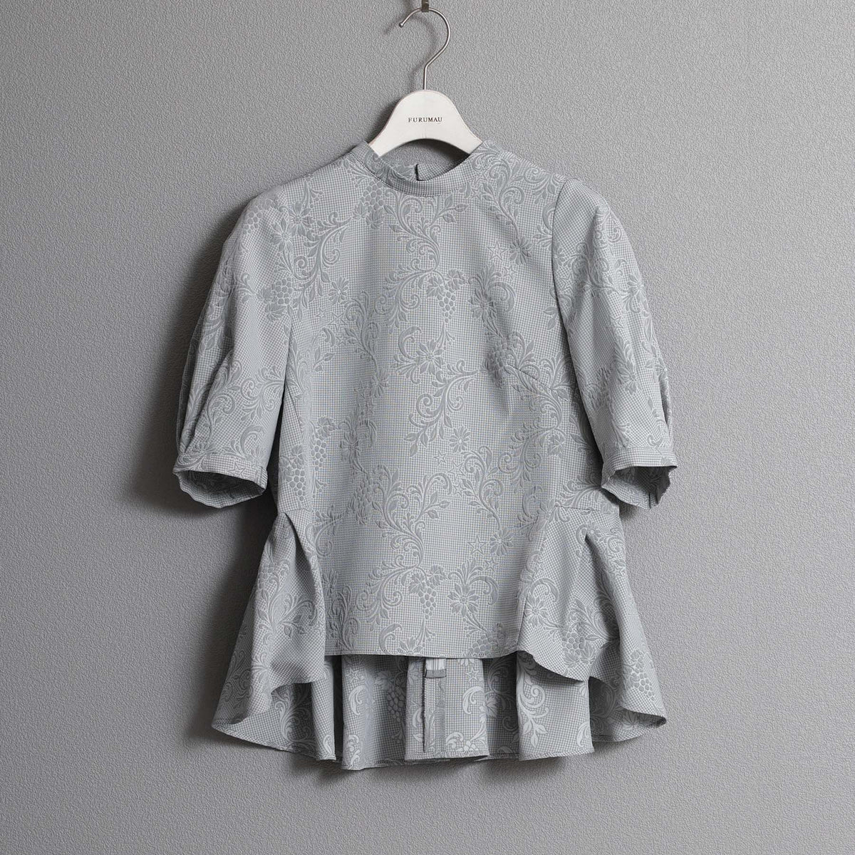 C-BL-83 Robin flower blouse WHITE