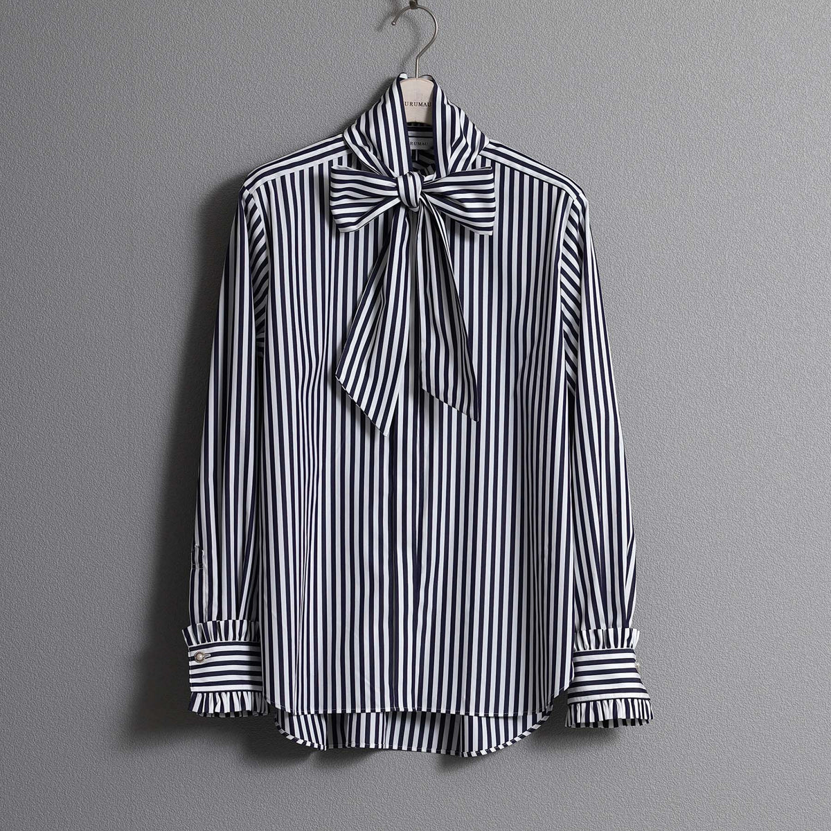 C-BL-83 Robin flower blouse WHITE