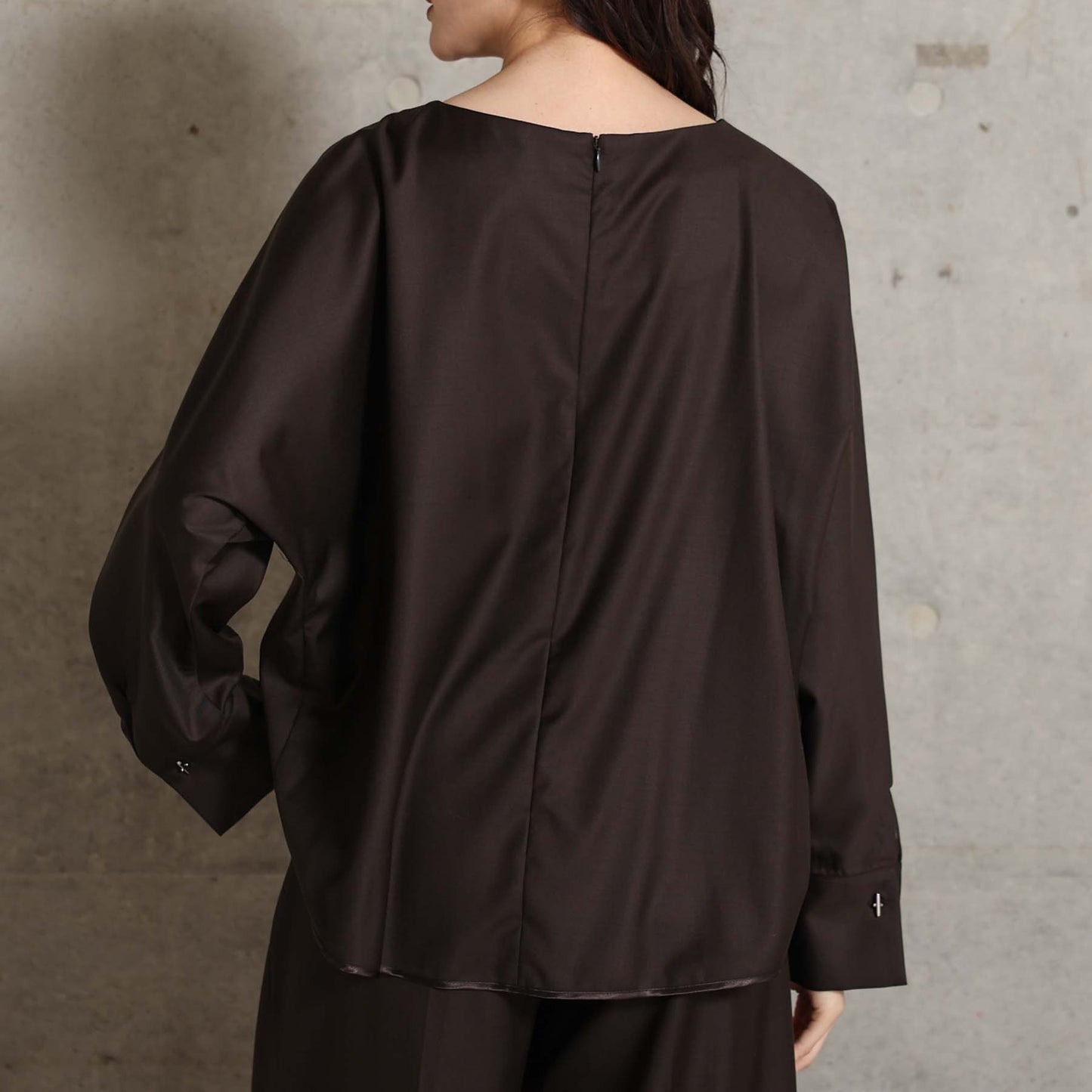 2026AW【10月下旬お届け予定】 F-BL-07「Super140’s Luxe Wool」Dolman sleeve blouse【全2色】