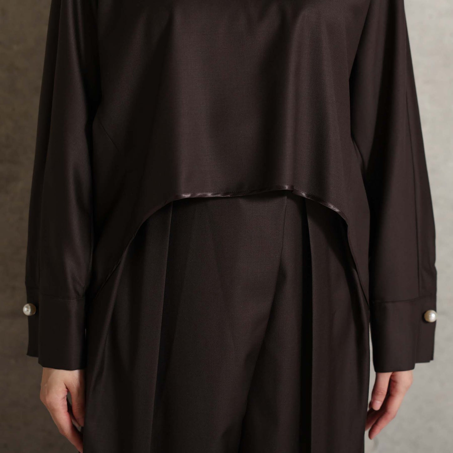 2026AW【10月下旬お届け予定】 F-BL-07「Super140’s Luxe Wool」Dolman sleeve blouse【全2色】