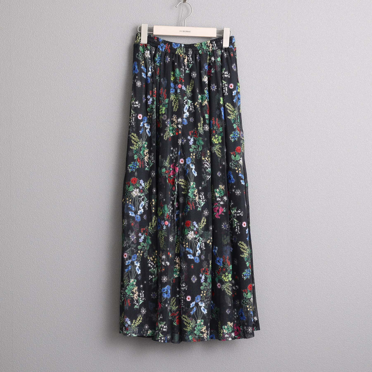 C-BL-83 Robin flower blouse WHITE