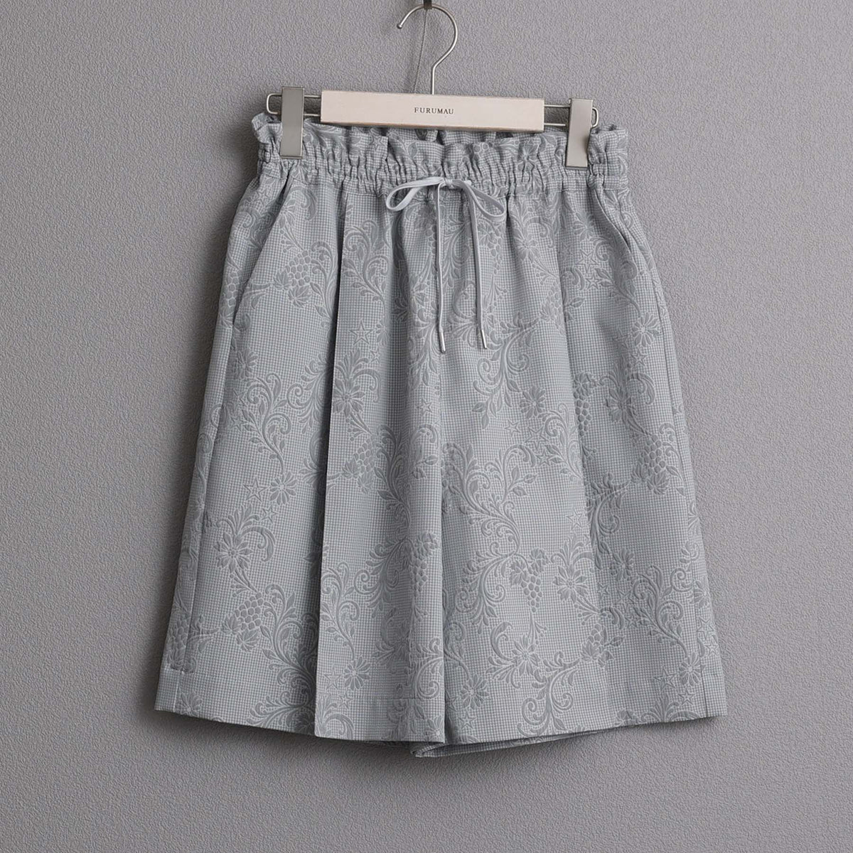C-BL-83 Robin flower blouse WHITE